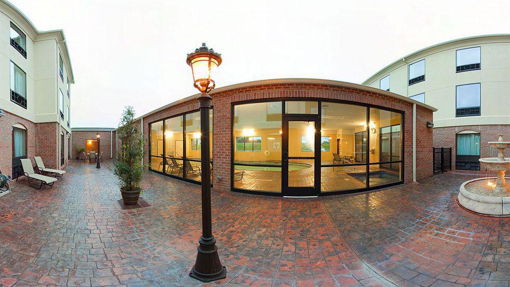 Holiday Inn Express Hotel & Suites Franklin By Ihg Exterior foto