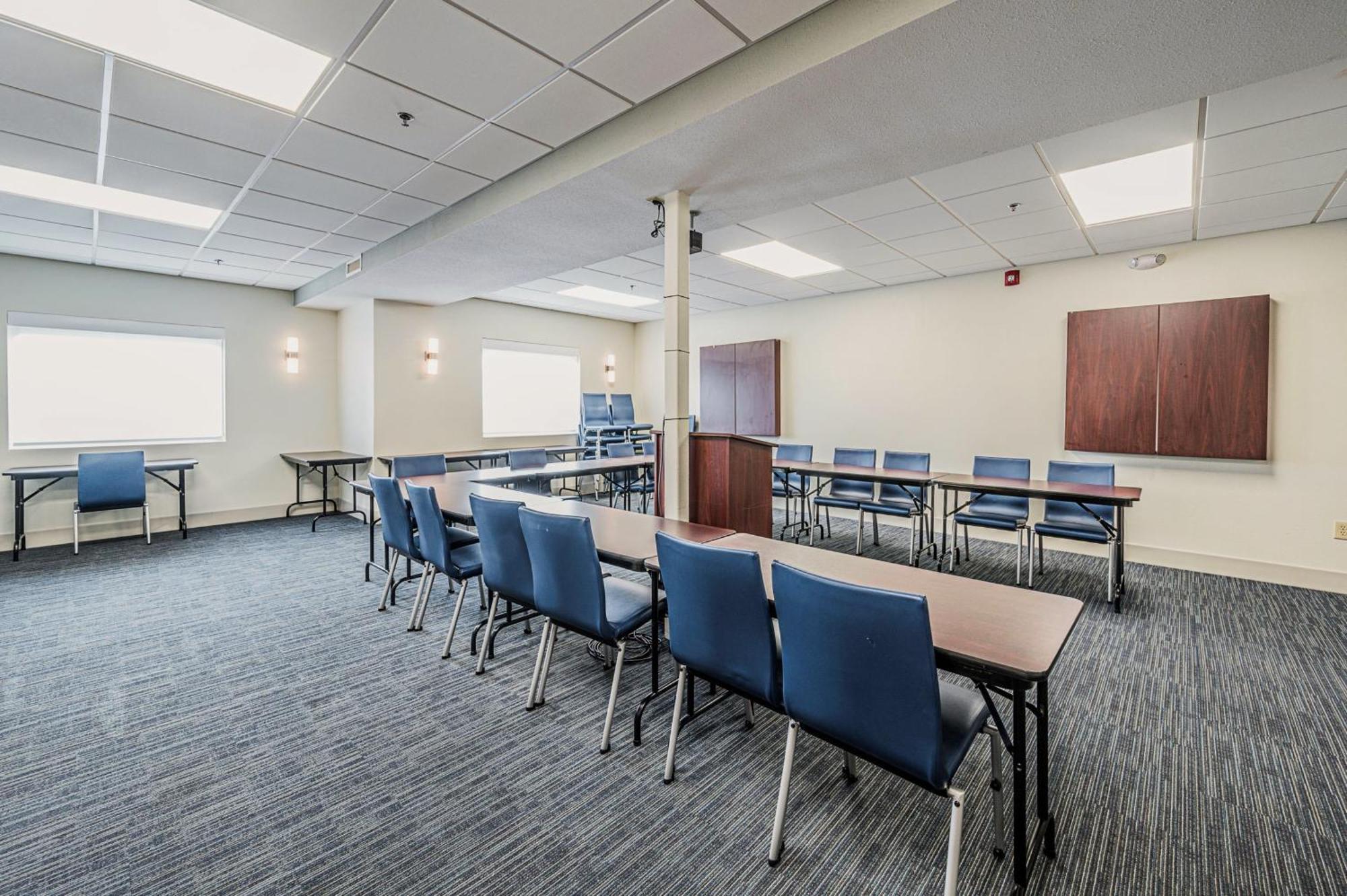 Holiday Inn Express Hotel & Suites Franklin By Ihg Exterior foto