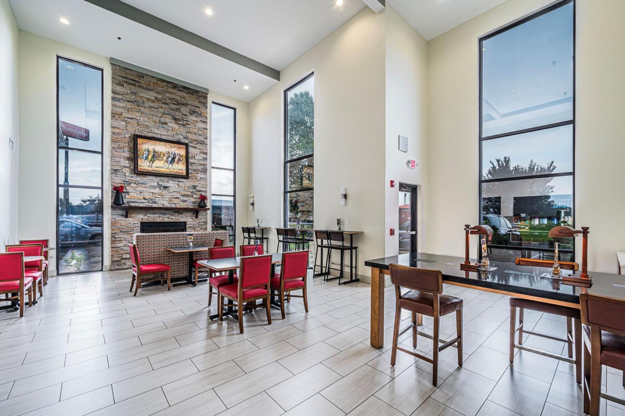 Holiday Inn Express Hotel & Suites Franklin By Ihg Exterior foto